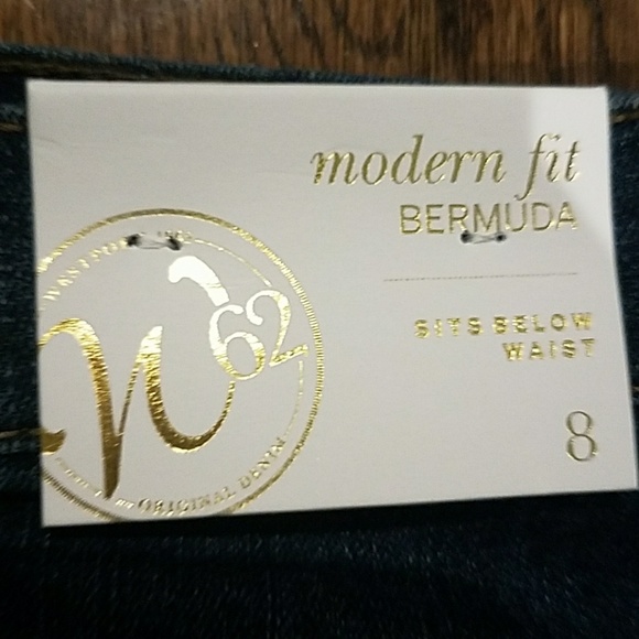 Dressbarn Bermuda Shorts - Picture 3 of 4